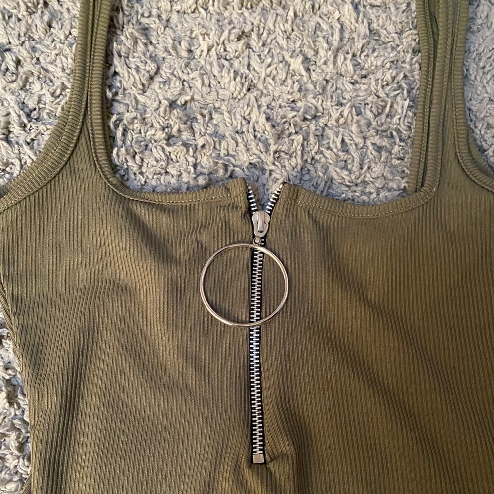 Boohoo Bodysuit - Picture 2 of 4